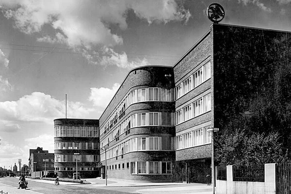 riedel-bau-Bildleiste-Geschichte-ZFi